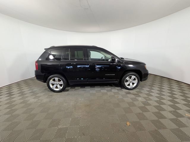 Used 2014 Jeep Compass Latitude image 29