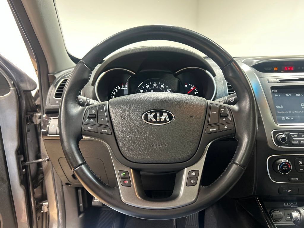 Used 2014 Kia Sorento EX w/ EX V6 Touring Package AWD/4WD image 25