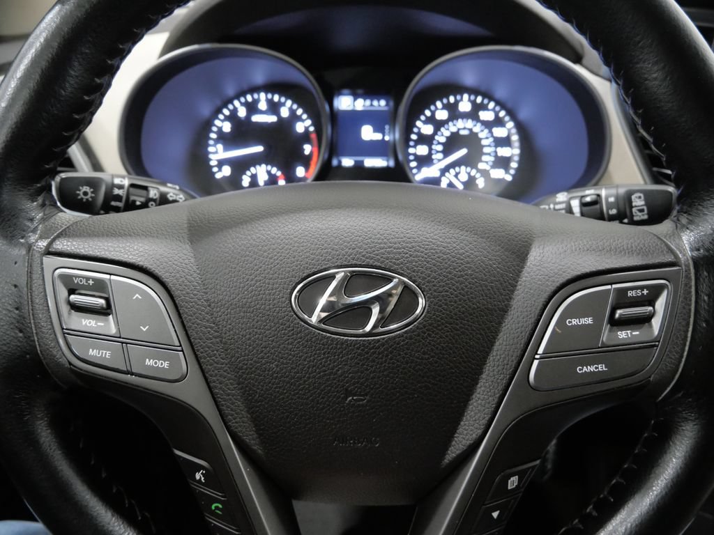 Used 2017 Hyundai Santa Fe Sport AWD/4WD image 16