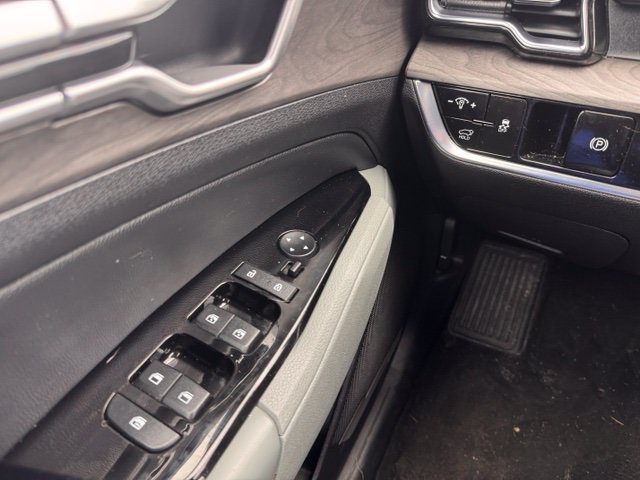 Used 2023 Kia Sportage X-Line w/ X-Line Premium Package AWD/4WD image 15