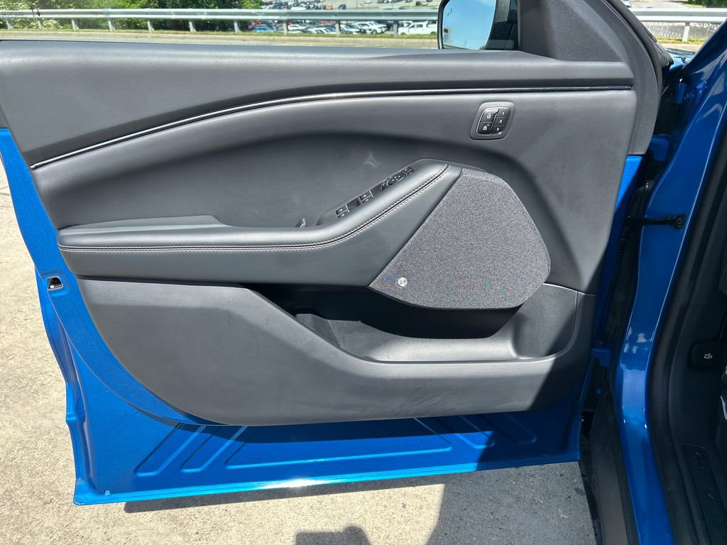 Used 2025 Ford Mustang Mach-E Premium AWD/4WD image 12