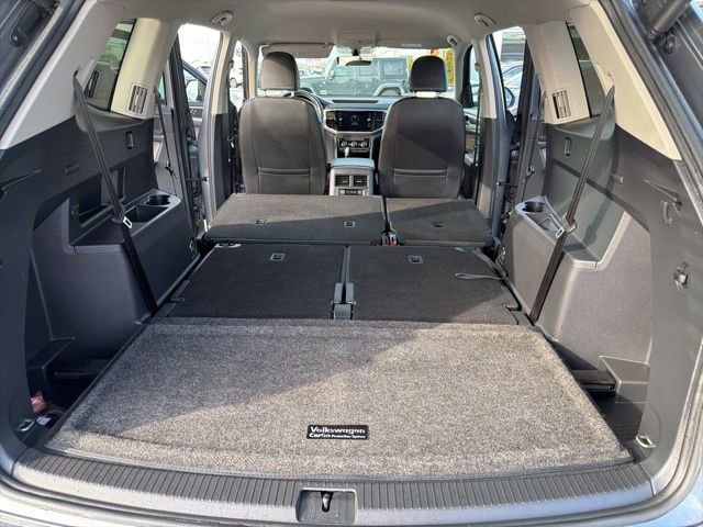 Certified 2023 Volkswagen Atlas SE w/ Black Wheel Package image 19