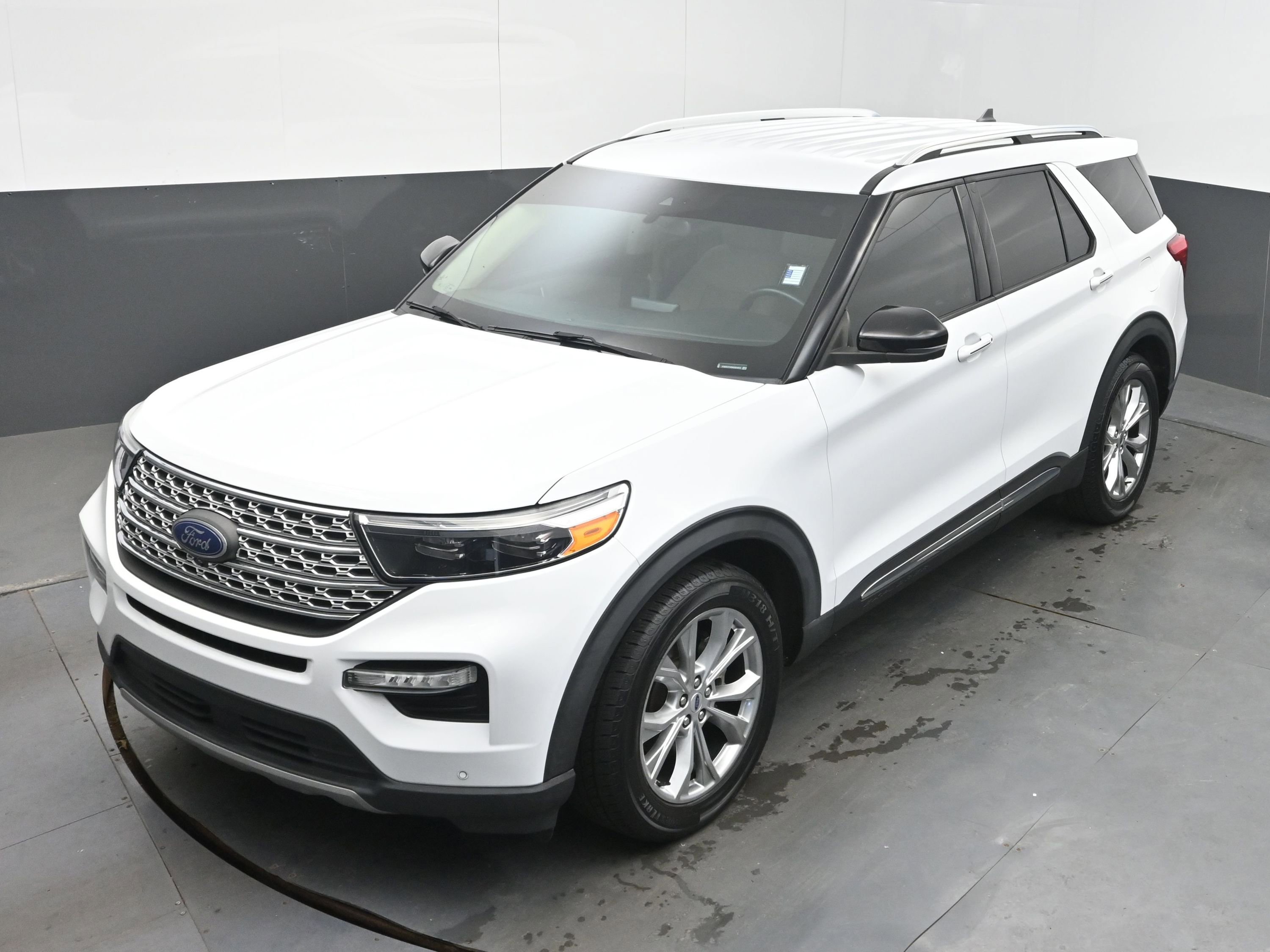 Used 2021 Ford Explorer Limited w/ Equipment Group 301A image 33