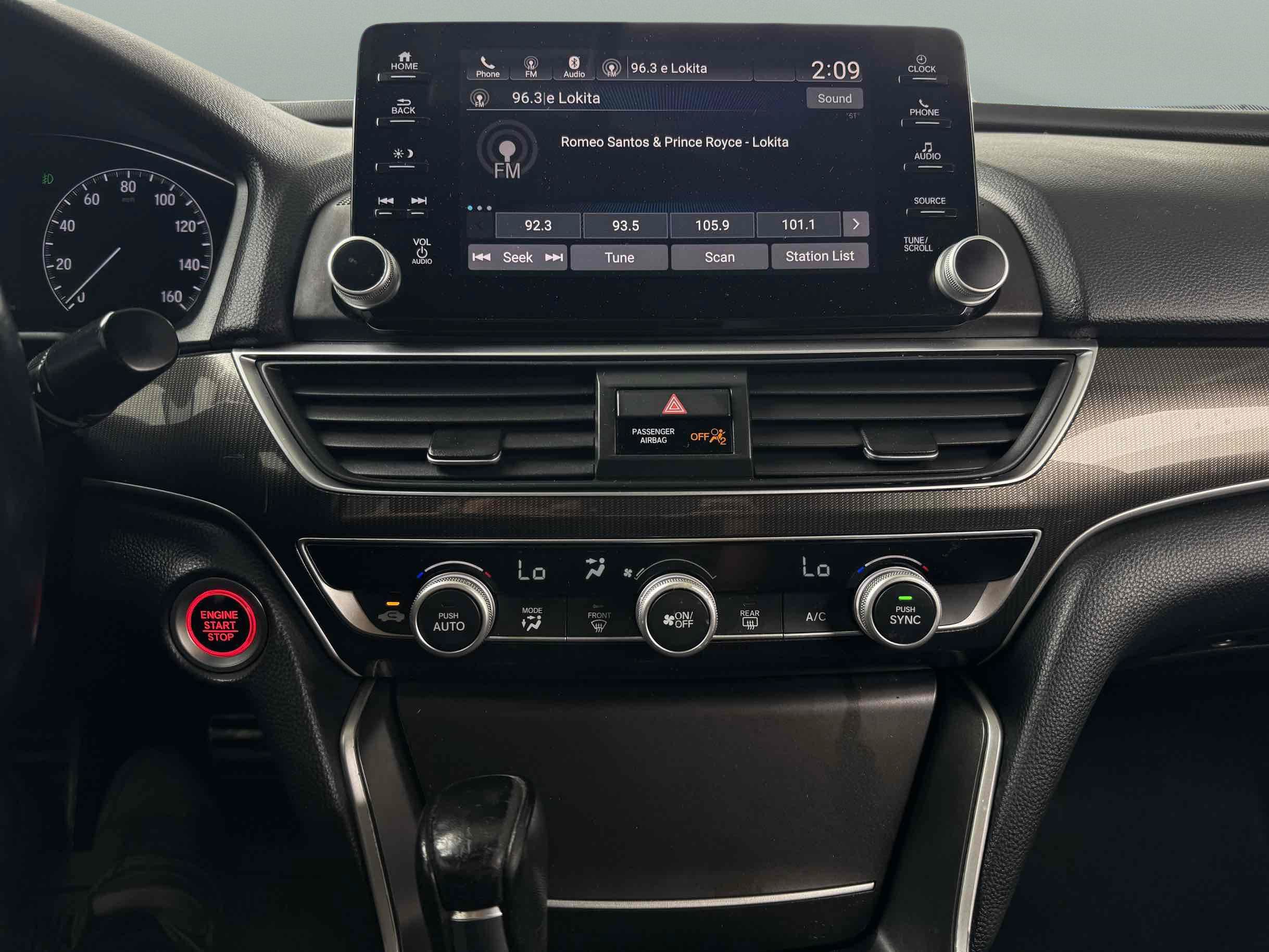 Used 2018 Honda Accord Sport image 10