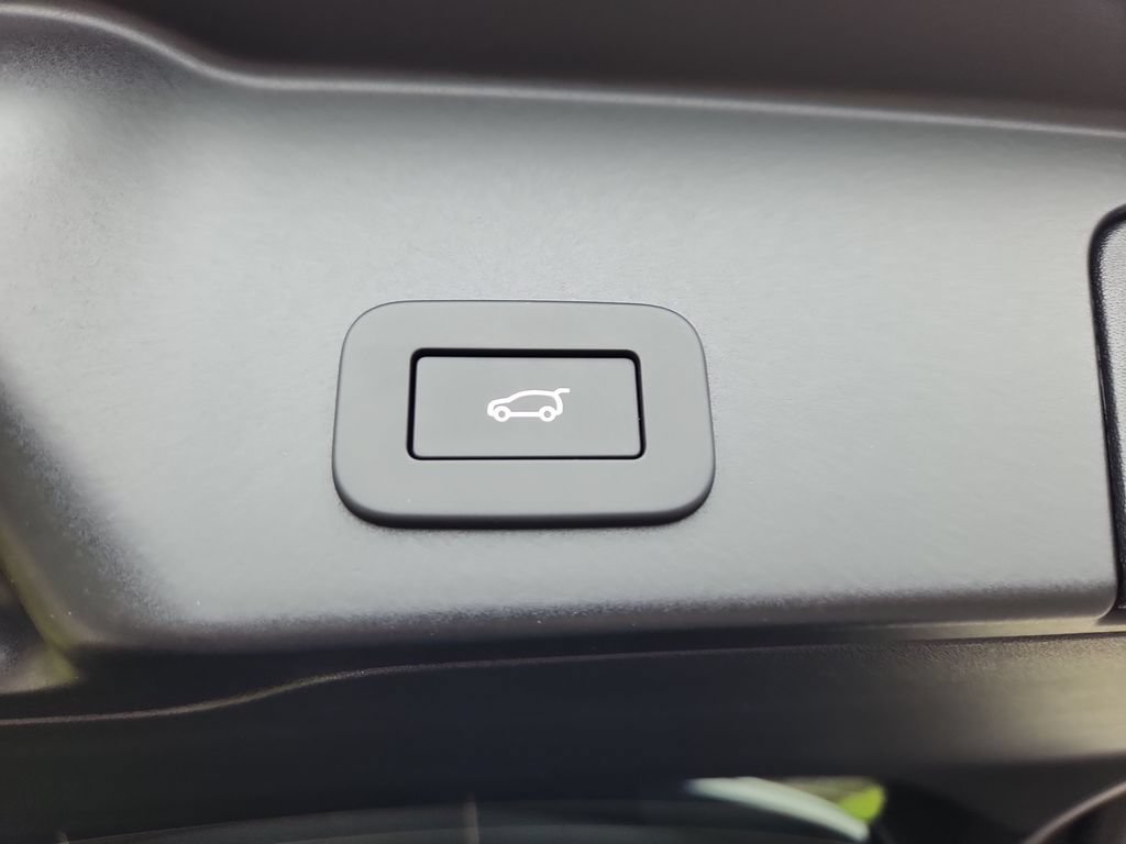 New 2026 Land Rover Range Rover Evoque S AWD/4WD image 14