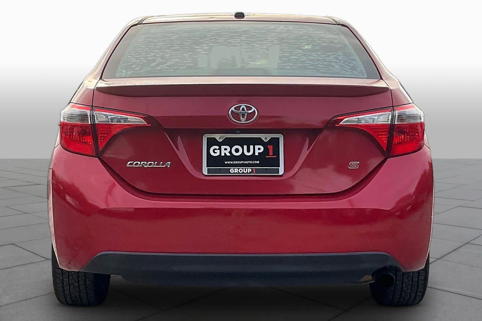 Used 2015 Toyota Corolla S w/ Driver Convenience Package FWD image 5