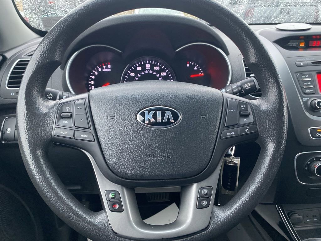 Used 2015 Kia Sorento LX image 26