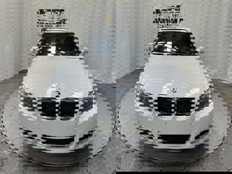 Used 2011 BMW 328i xDrive Sedan image 10