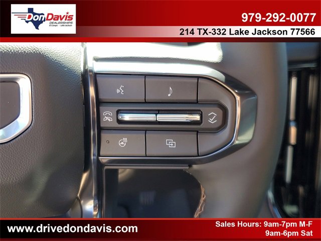 New 2026 GMC Yukon XL AT4 image 26