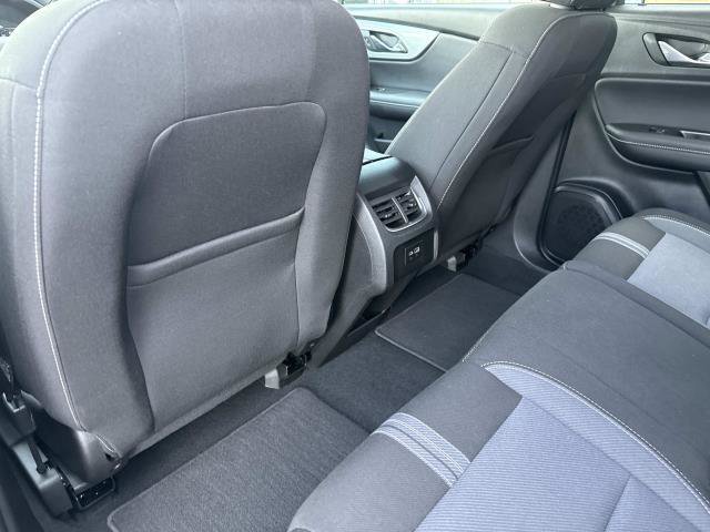 Used 2025 Chevrolet Blazer LT AWD/4WD image 25