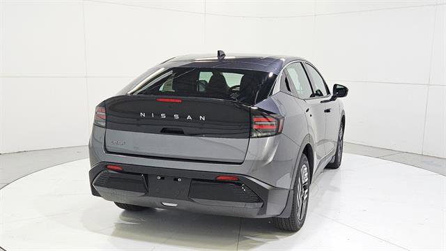 New 2026 Nissan Leaf SV+ w/ Floor Mat Package (SV+) FWD image 7
