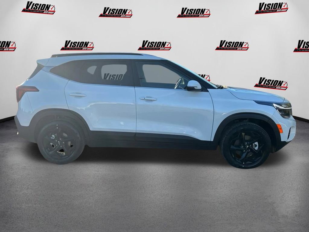 New 2026 Kia Seltos EX w/ EX Sunroof Package AWD/4WD image 4
