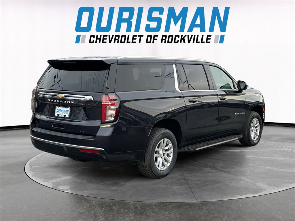 Used 2024 Chevrolet Suburban LT image 6