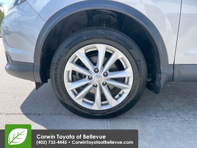 Used 2018 Nissan Rogue Sport S w/ S Appearance Package AWD/4WD image 25