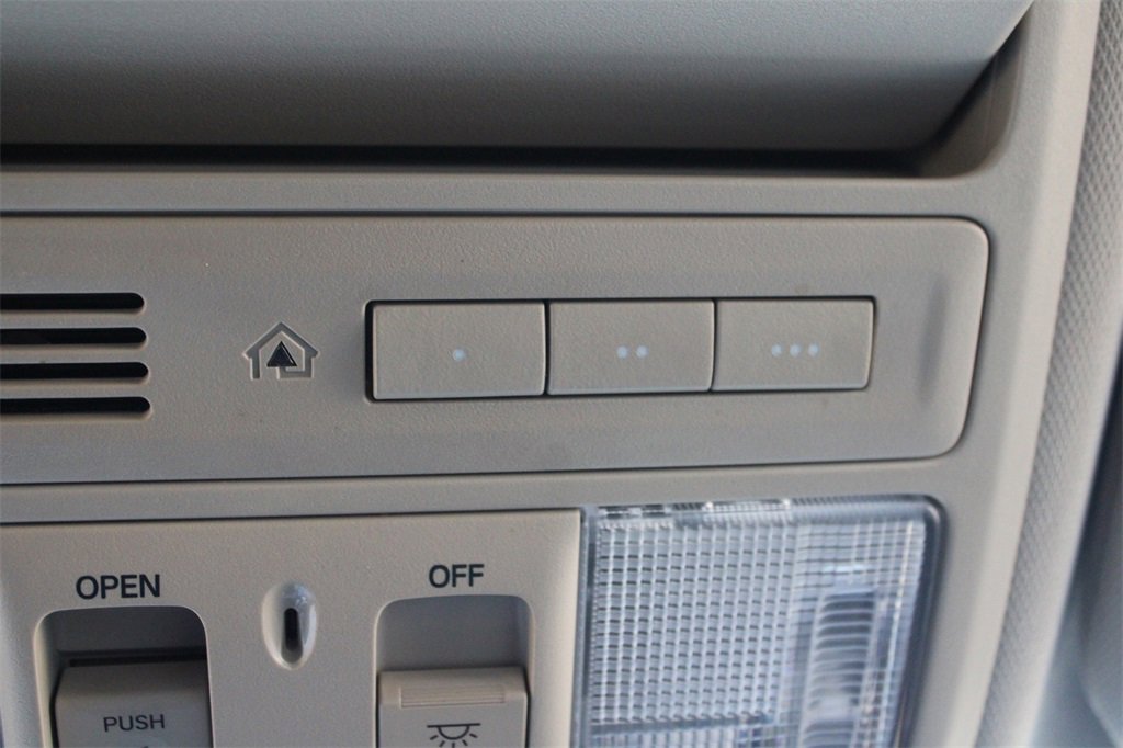 Used 2019 Honda CR-V Touring image 33