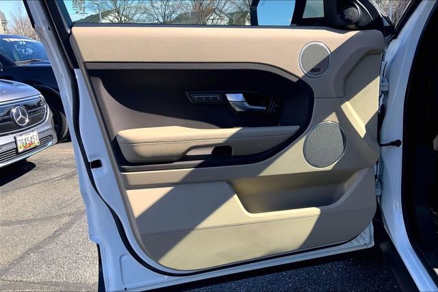 Used 2013 Land Rover Range Rover Evoque Pure Premium image 18