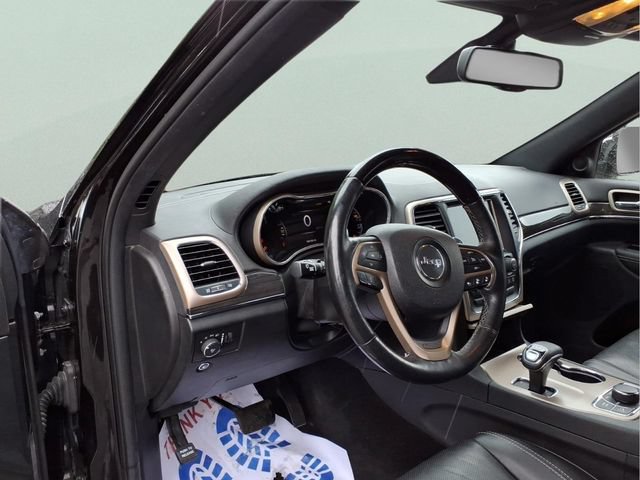 Used 2015 Jeep Grand Cherokee Overland w/ Advanced Technology Group AWD/4WD image 14