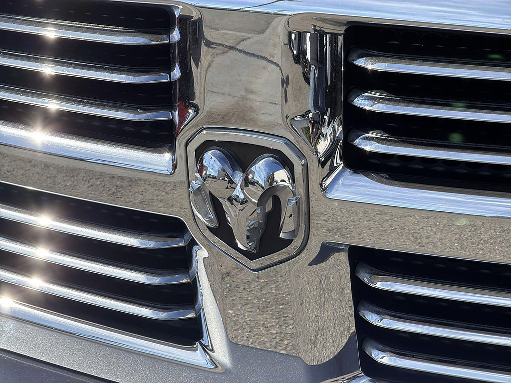 Used 2018 RAM 1500 Big Horn RWD image 29