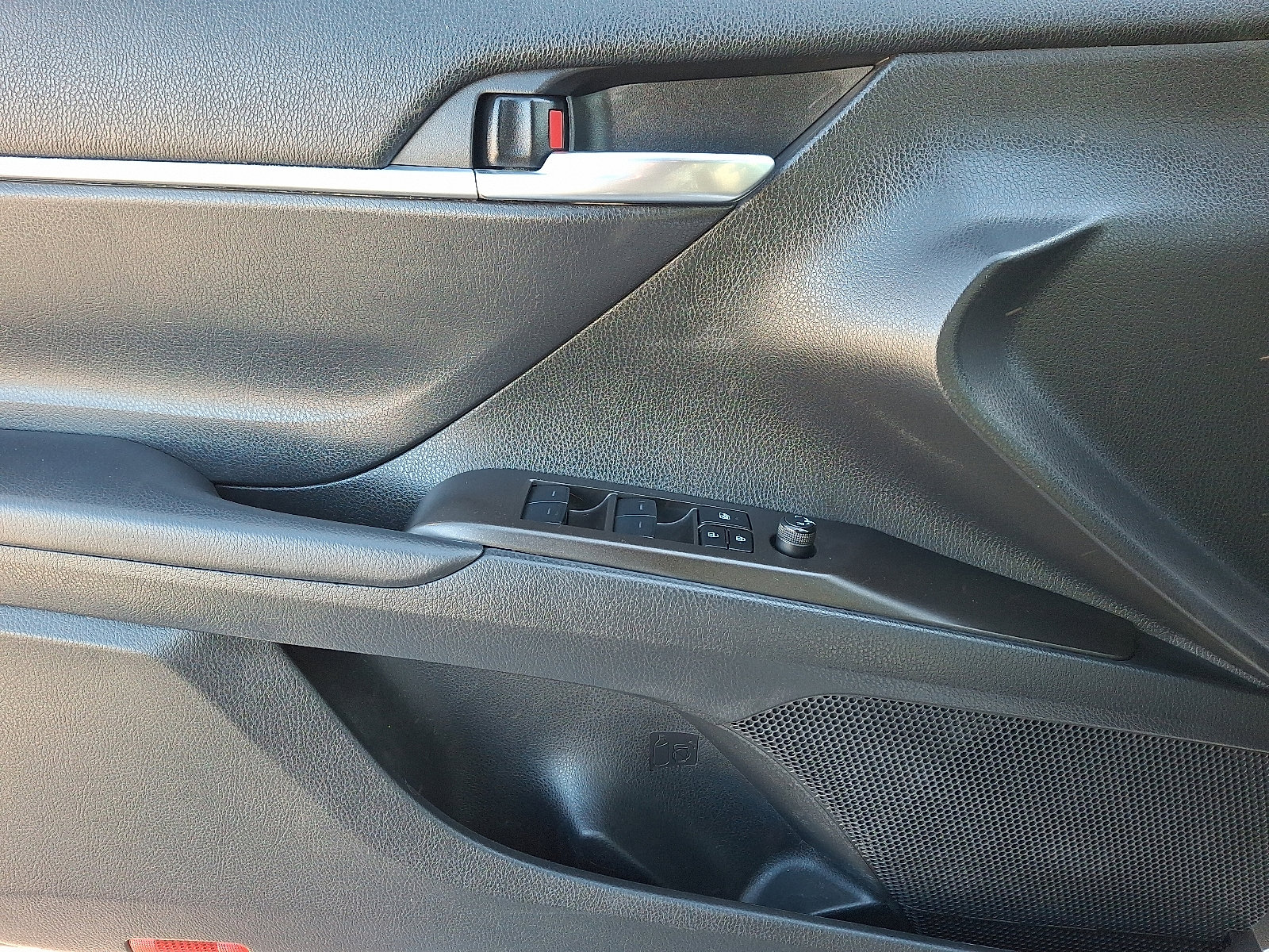 Certified 2023 Toyota Camry LE image 13