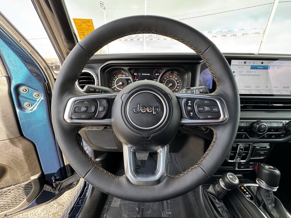 Used 2025 Jeep Wrangler Sahara w/ Safety Group image 21