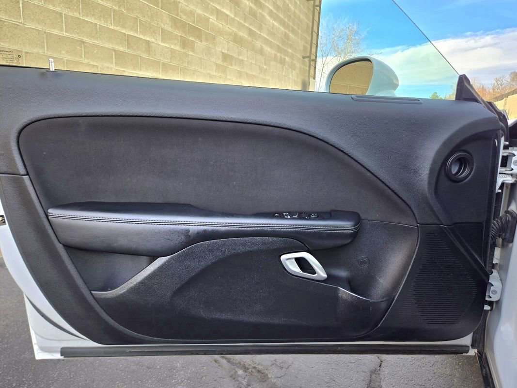 Used 2022 Dodge Challenger SXT image 18