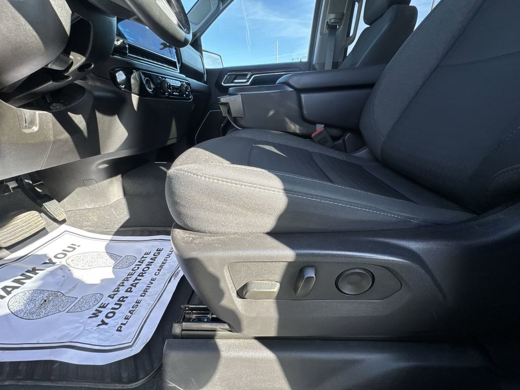 Used 2024 Chevrolet Silverado 1500 LT image 12