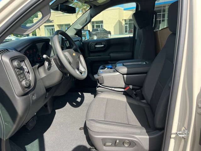 New 2026 Chevrolet Silverado 1500 Custom w/ Turbomax Blackout Package AWD/4WD image 17