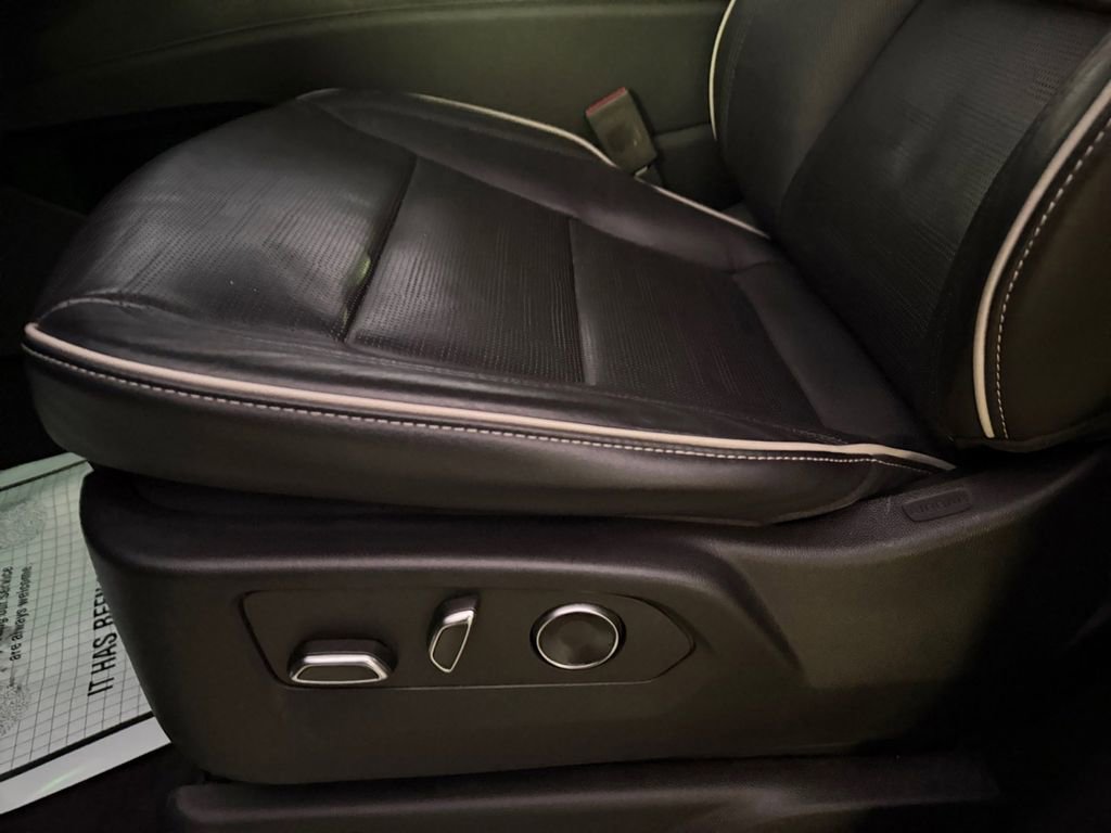 Used 2023 Cadillac Escalade Sport image 12