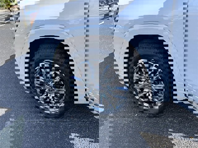 Used 2023 GMC Terrain Denali w/ Denali Premium Package image 33