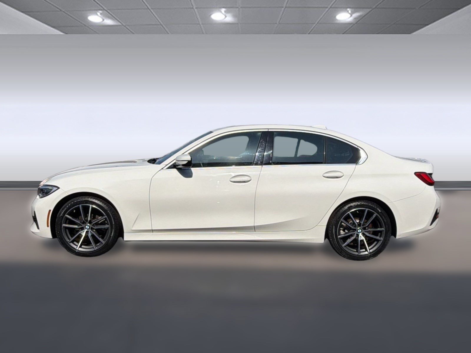 Used 2021 BMW 330i Sedan RWD image 2