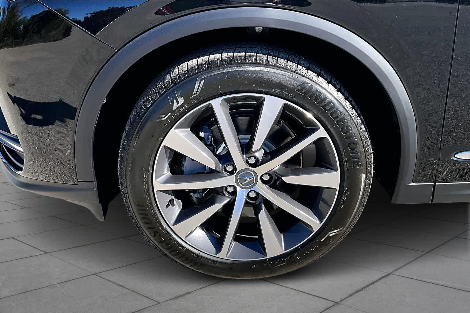 Certified 2026 Acura MDX w/ Technology Package AWD/4WD image 11