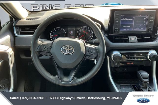 Used 2022 Toyota RAV4 LE image 5