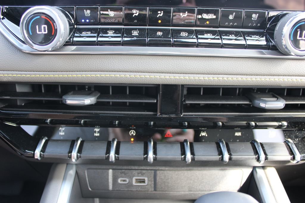 New 2026 Chevrolet Colorado ZR2 AWD/4WD image 43