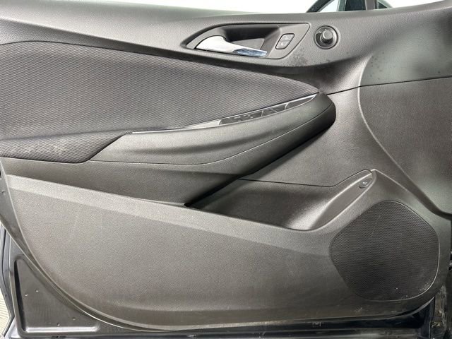 Used 2017 Chevrolet Cruze LT w/ Convenience Package image 23