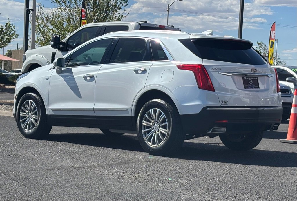 Used 2017 Cadillac XT5 Luxury w/ Driver Awareness Package FWD image 49