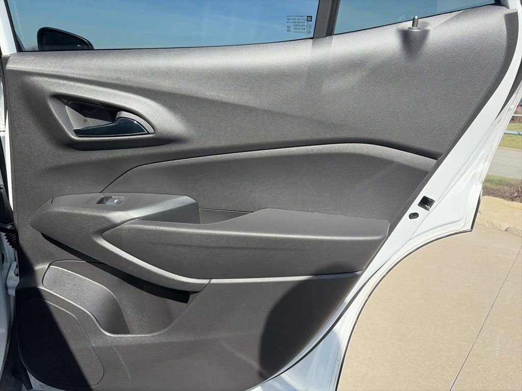 Certified 2025 Chevrolet Trax ACTIV w/ Sunroof Package image 33