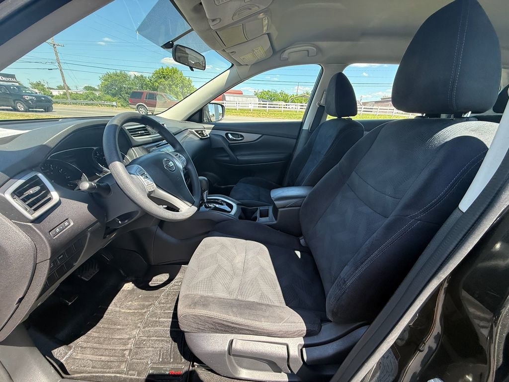 Used 2014 Nissan Rogue S FWD image 12