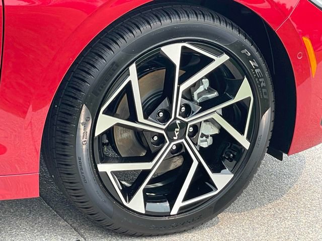 New 2025 Kia K5 EX image 17