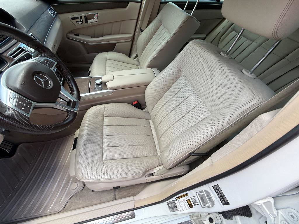 Used 2014 Mercedes-Benz E 350 Sedan image 21