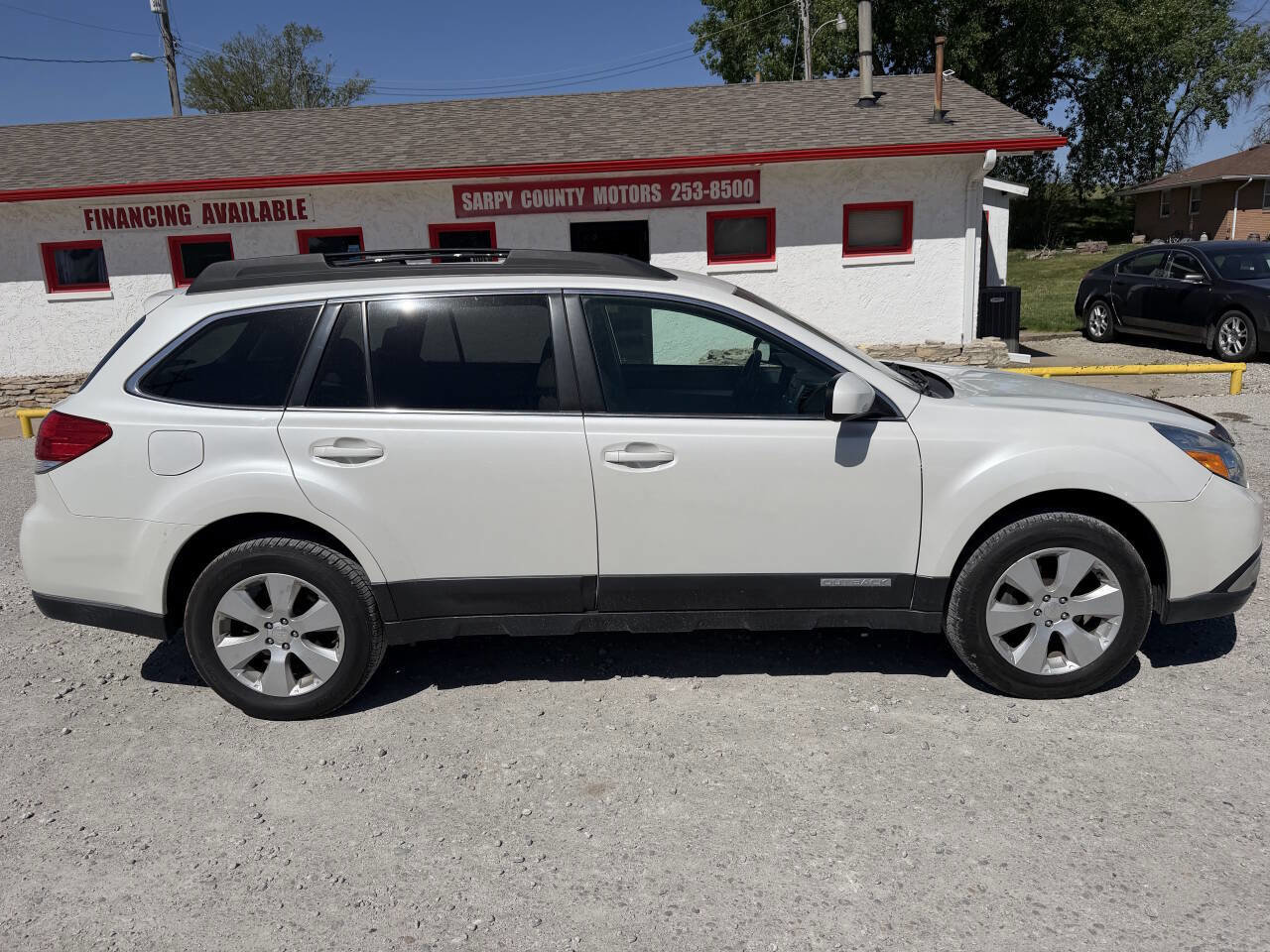 Used 2010 Subaru Outback 2.5i Premium AWD/4WD image 14