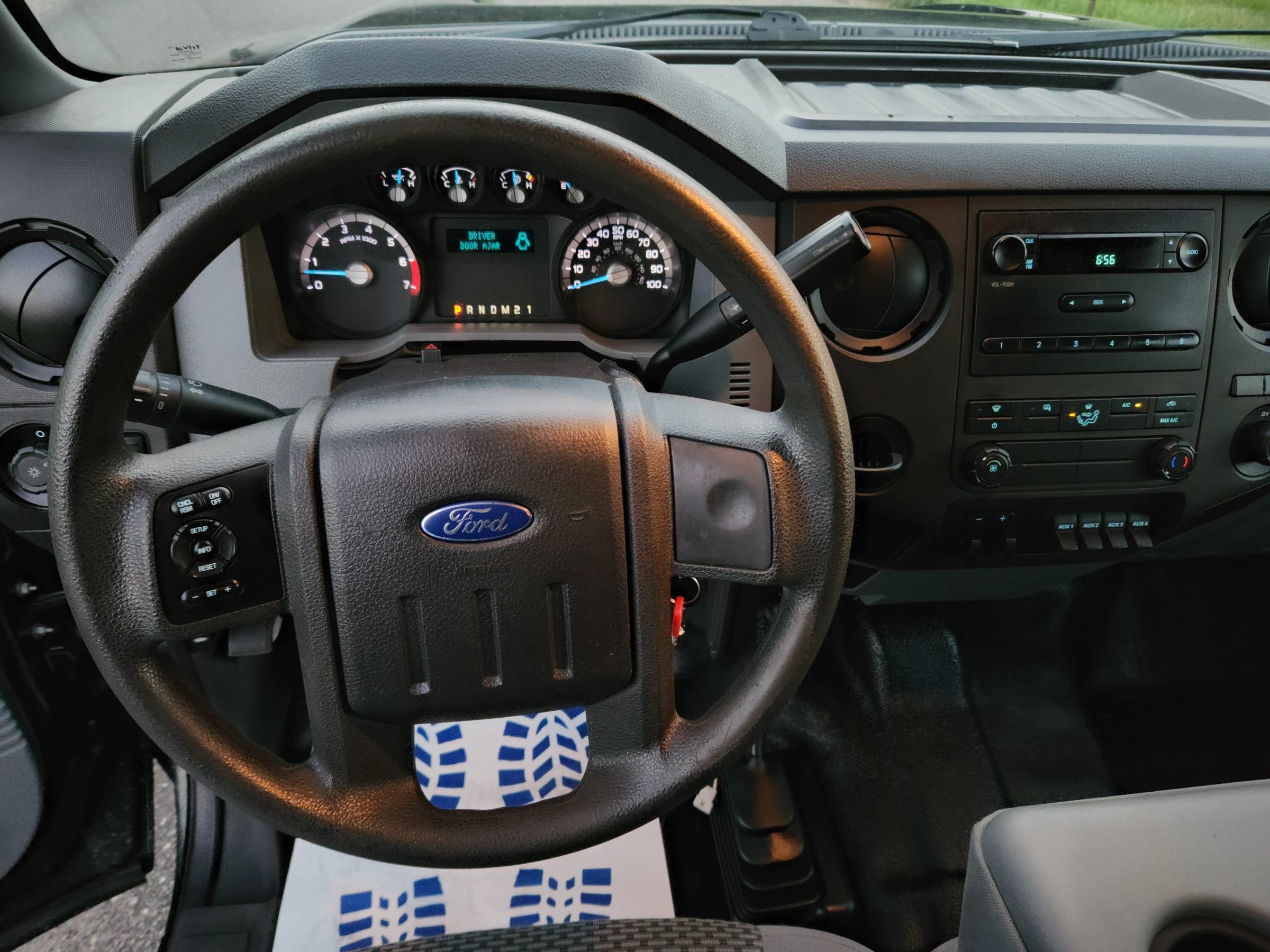 Used 2015 Ford F350 XL w/ Power Equipment Group AWD/4WD image 8