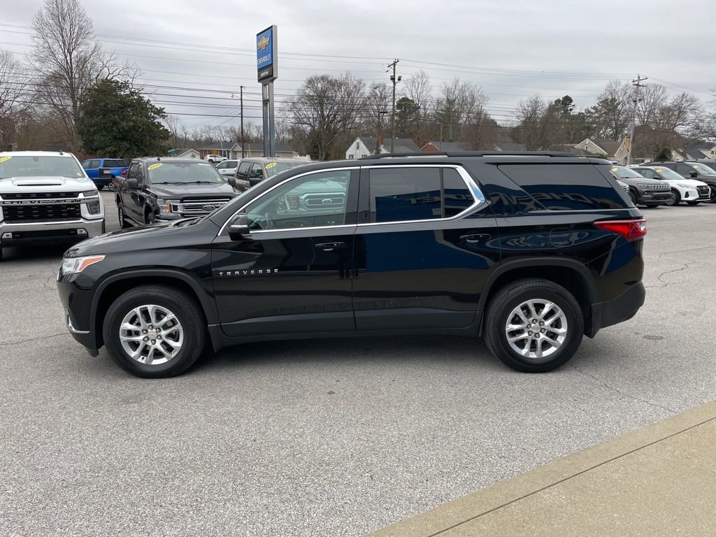 Used 2021 Chevrolet Traverse LT w/ LPO, Floor Liner Package image 52