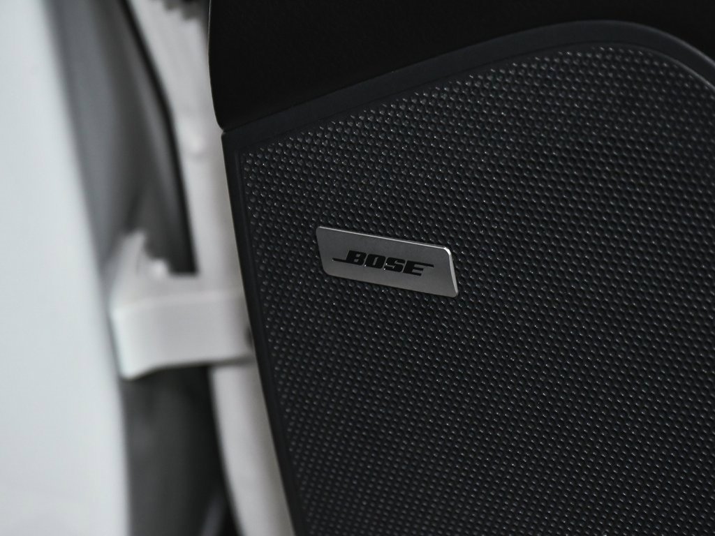 Used 2022 Porsche Cayenne Coupe image 16