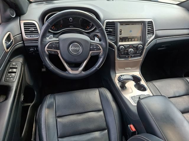 Used 2015 Jeep Grand Cherokee Limited w/ Luxury Group II AWD/4WD image 2