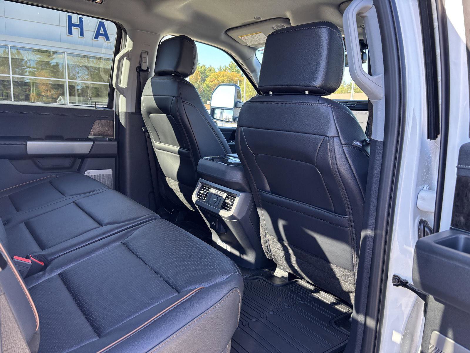 New 2026 Ford F350 Lariat w/ Black Appearance Package image 18