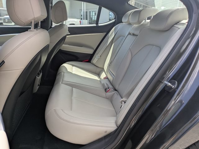 Used 2023 Genesis G70 2.0T AWD/4WD image 16