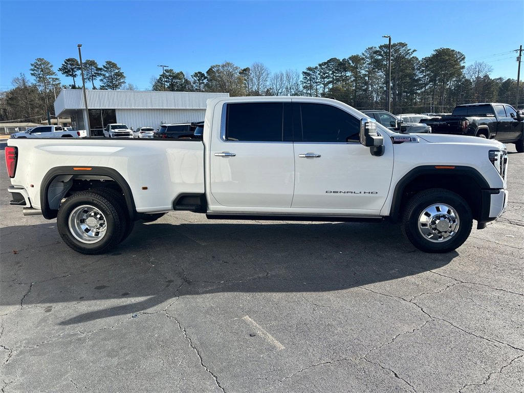 Used 2024 GMC Sierra 3500 Denali w/ Denali Reserve Package image 5