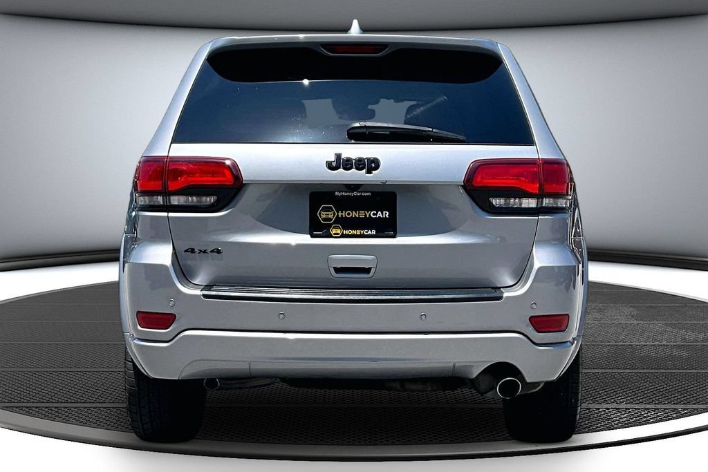 Used 2020 Jeep Grand Cherokee Altitude AWD/4WD image 5