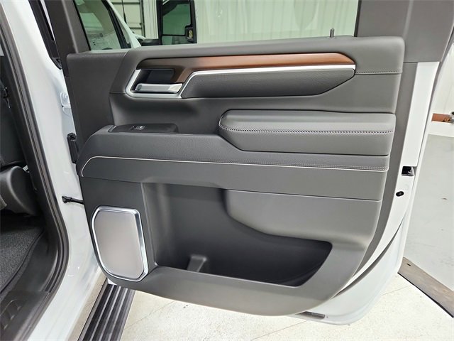 New 2026 GMC Sierra 3500 Denali w/ Denali Reserve Package image 45