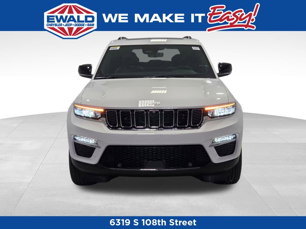 New 2025 Jeep Grand Cherokee Limited w/ Luxury Tech Group II image 15